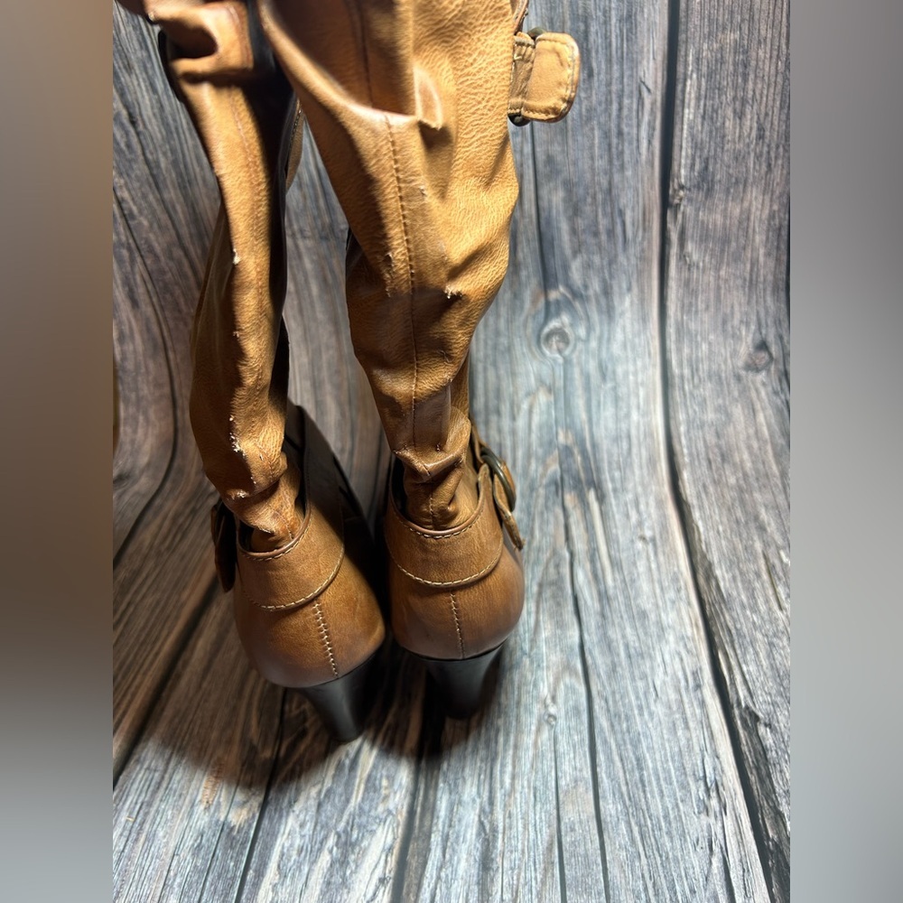 Brown High Heeled Boots Size 9 - Picture 3 of 4